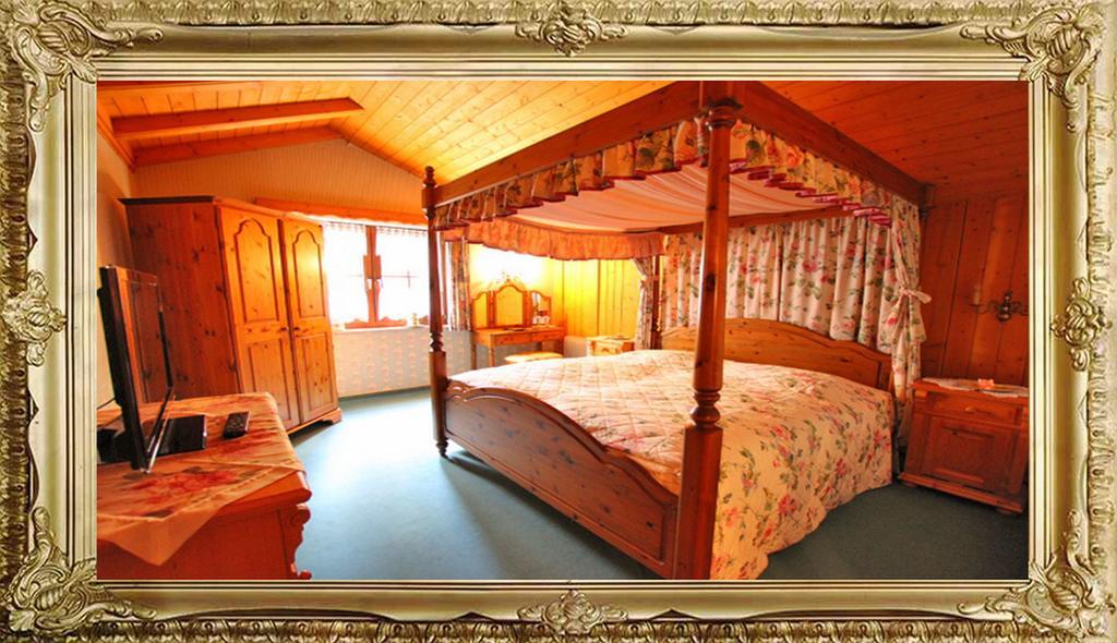 Landhaus Hotel Romantik Γκότα Δωμάτιο φωτογραφία